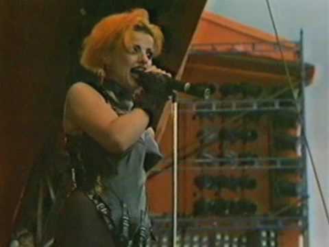 Youtube: Nina Hagen - My Way Roskilde 1985