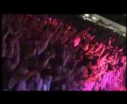 Youtube: Doro Fear of the dark live in wacken 2004