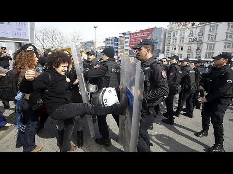 Youtube: Istanbul: Kundgebung vor Weltfrauentag gewaltsam aufgelöst