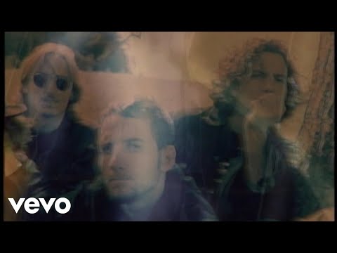 Youtube: Pearl Jam - Daughter (Official Video)