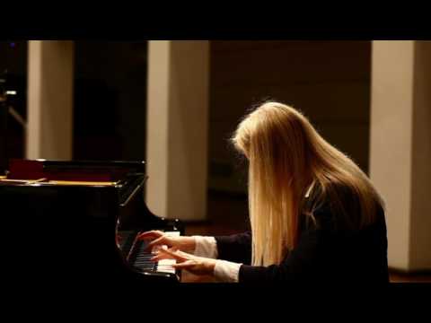 Youtube: Beethoven "Moonlight" Sonata,  III "Presto Agitato" Valentina Lisitsa