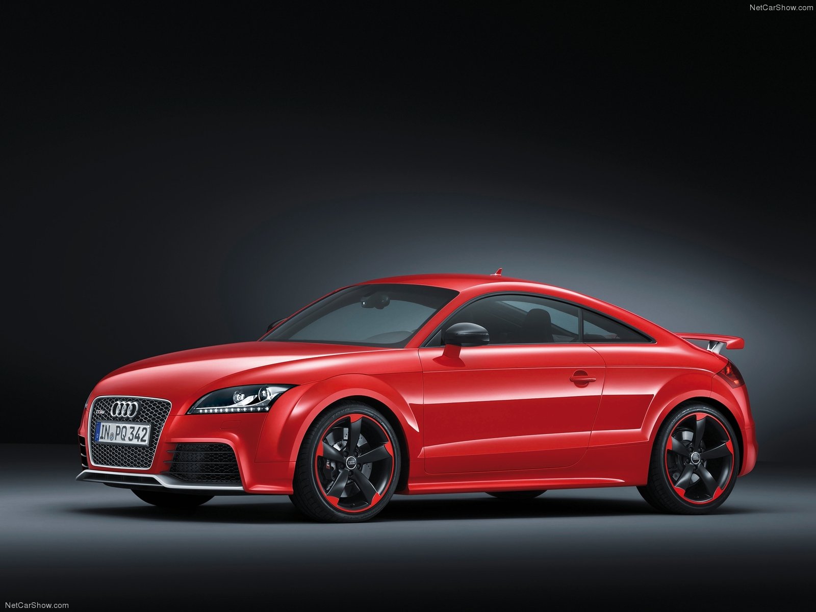 2013 Audi-TT RS plus 1